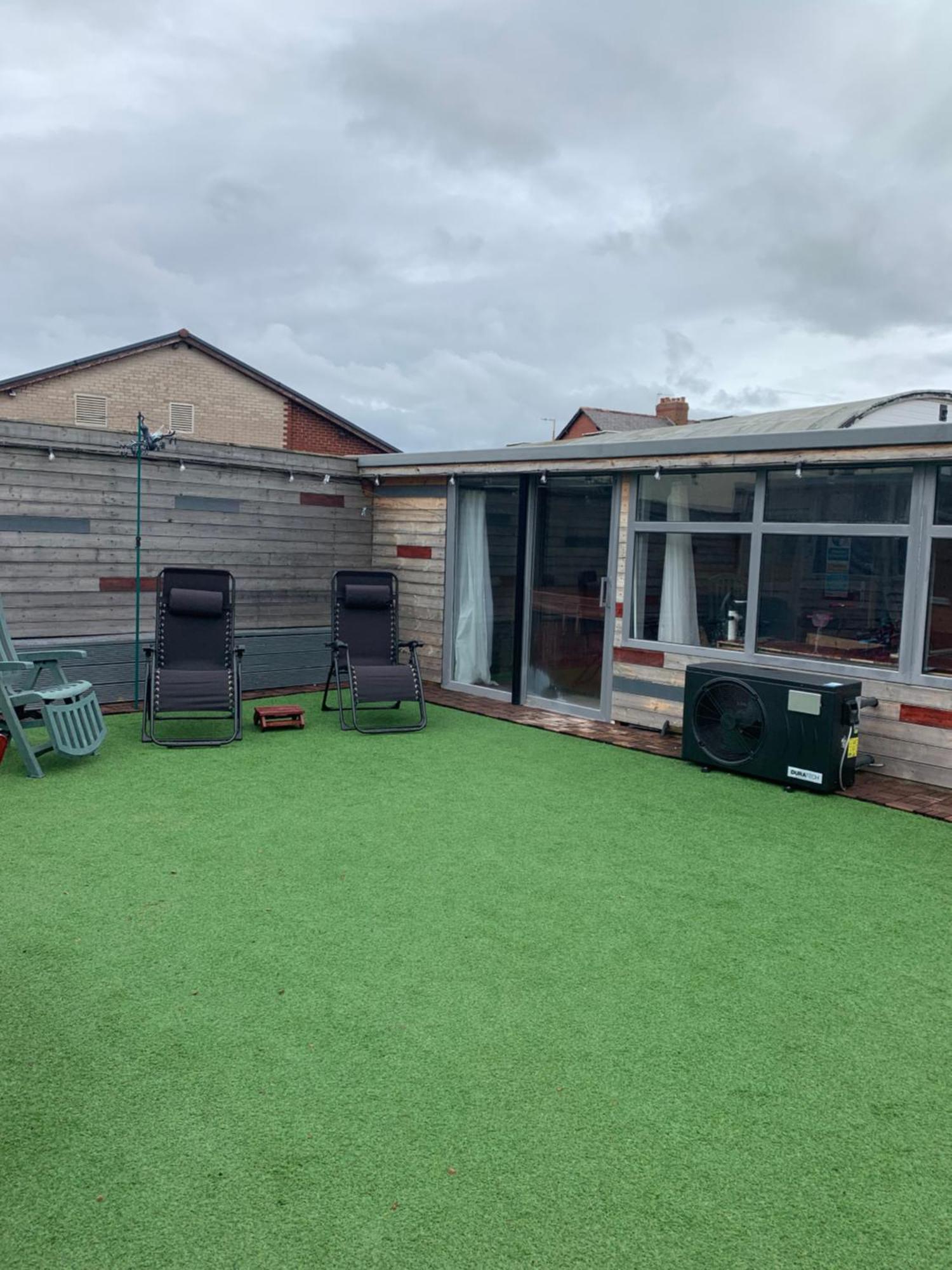 Family Holiday Home Blackpool Exterior photo